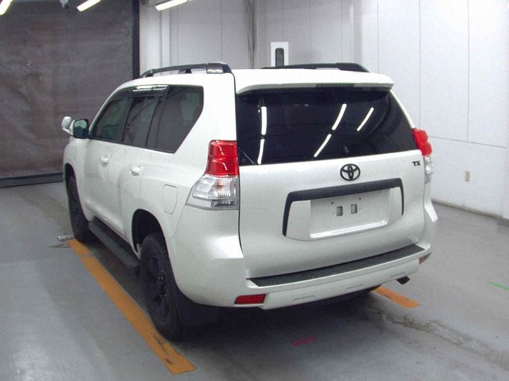 TOYOTA - LAND CRUISER PRADO
