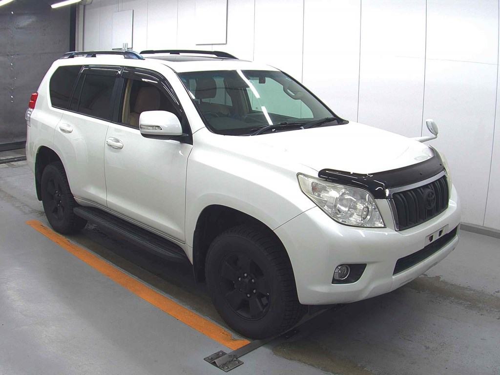 TOYOTA - LAND CRUISER PRADO